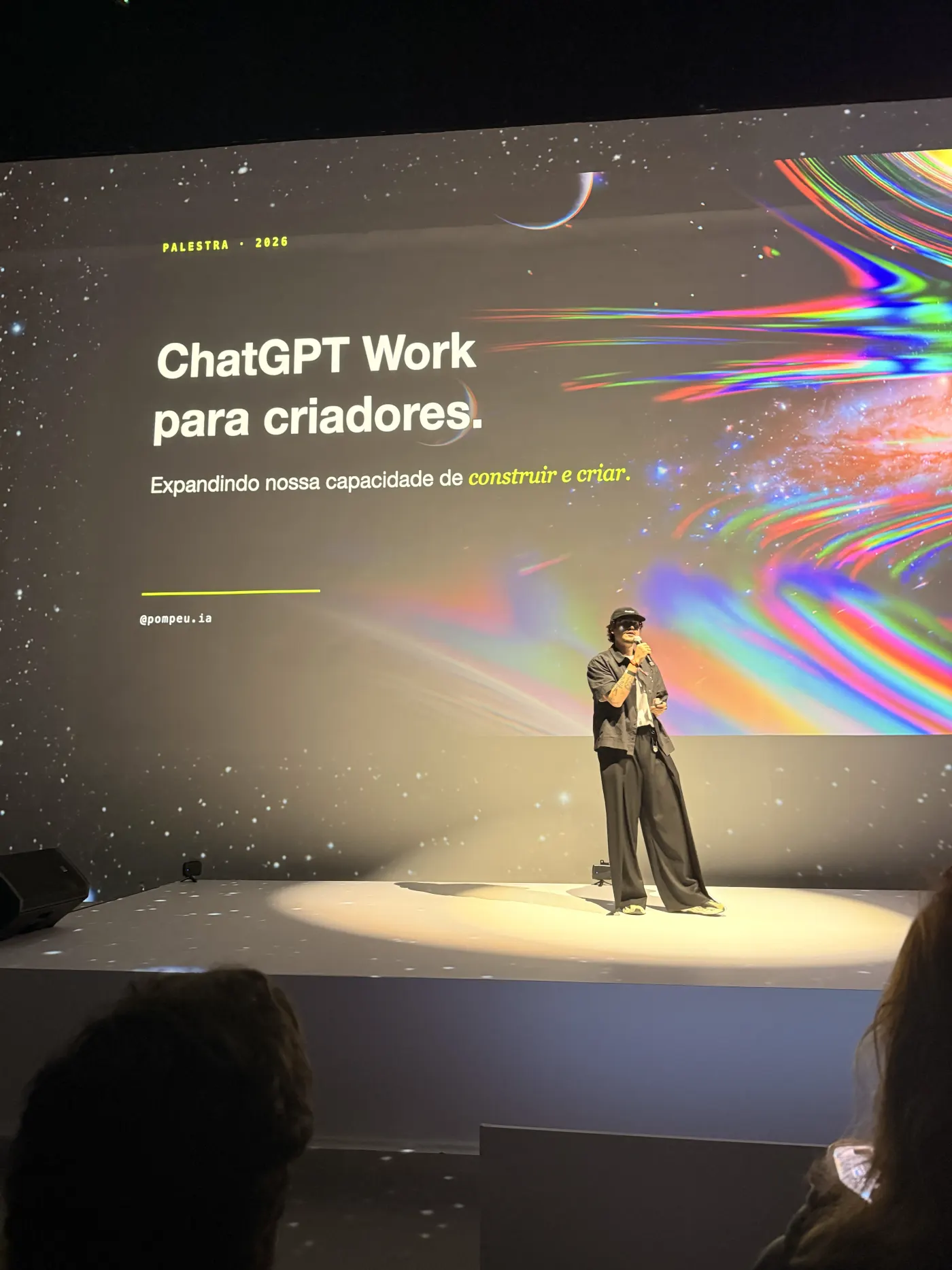 "ChatGPT Work para criadores: expandindo nossa capacidade de construir e criar."
