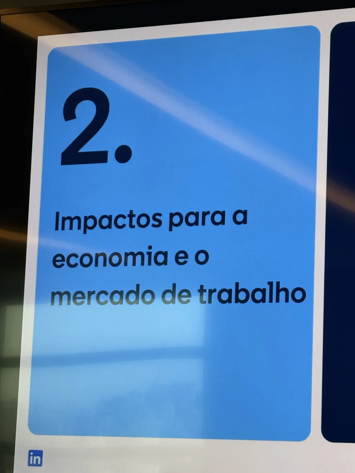 Um dos ângulos sugeridos: impactos para a economia e o mercado de trabalho.